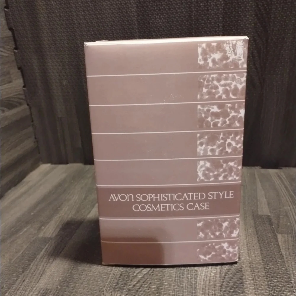 Avon Sophisticated Style Cosmetics Case
